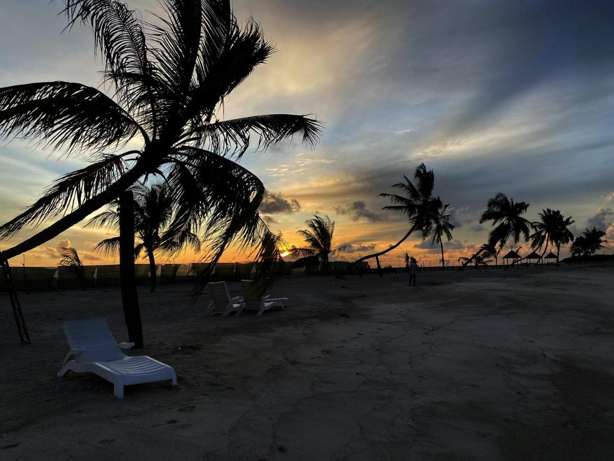 Adroit Beach Inn Guraidhoo  Exterior foto
